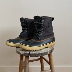 Sorel snow boots Mens Size 10